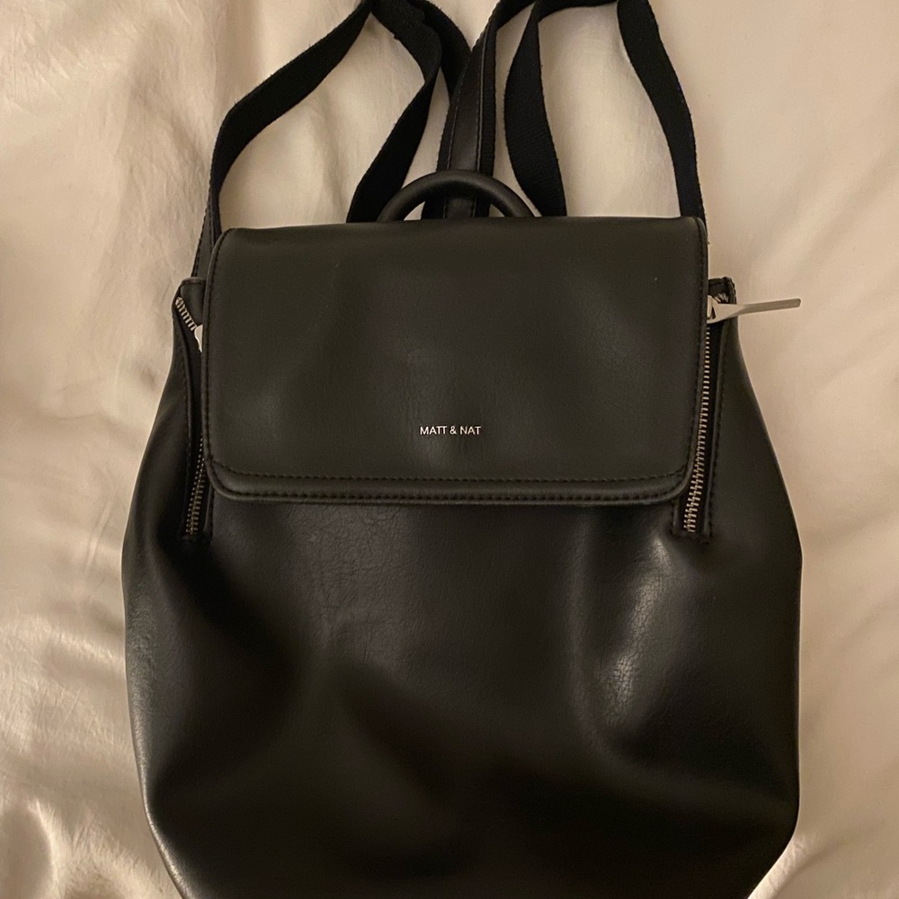 Matt & Nat Vegan Black Mini Backpack